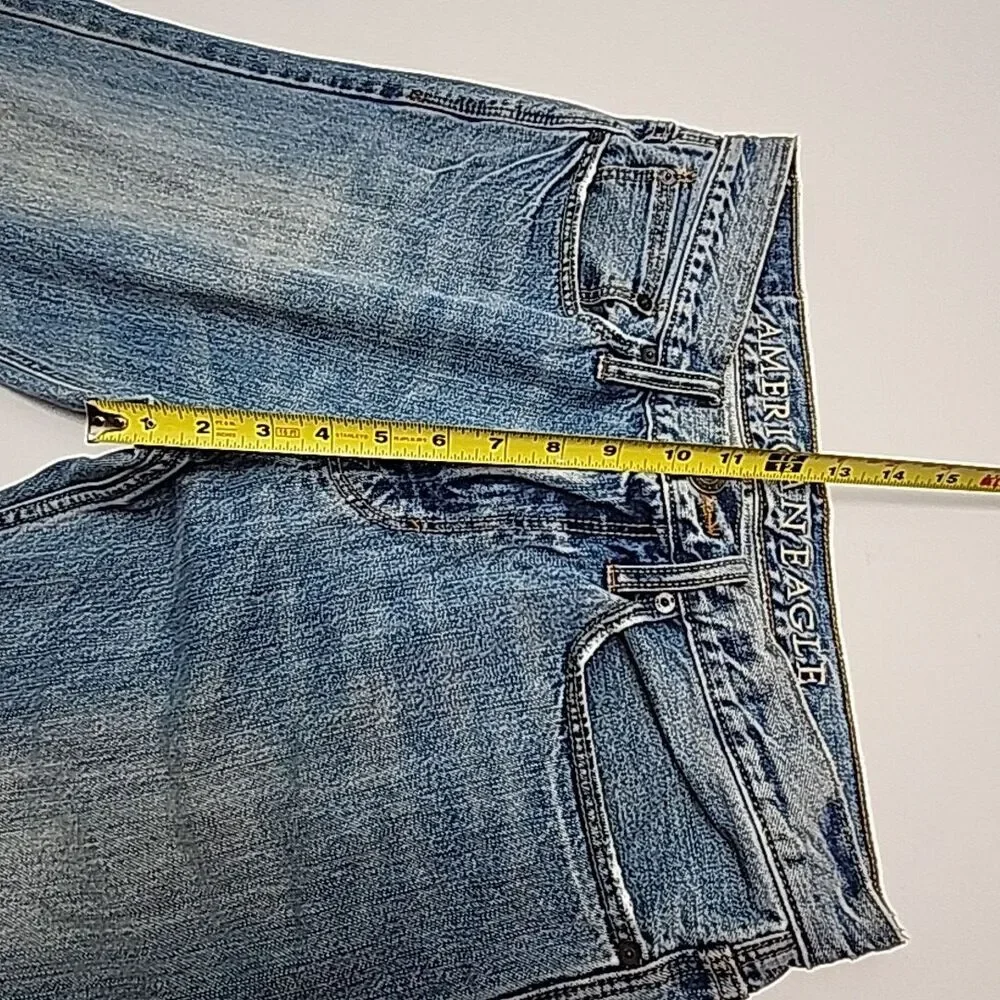 American Eagle Jeans Relaxed Men Sz 31 x 32 Cotton Light Wash Distressed Pants